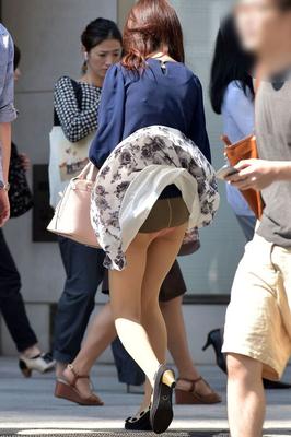 Hosed legs in Japan