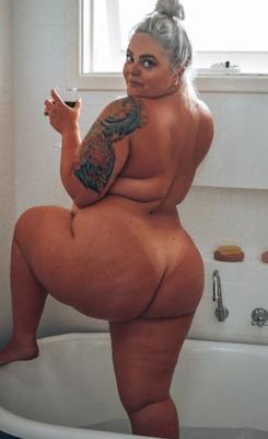 MILF potelées