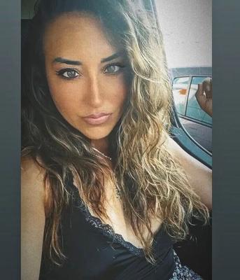 Melania SexCam. Free Photos