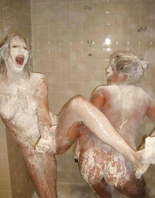 Mehl in Dusche