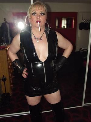 BASIC SLUT