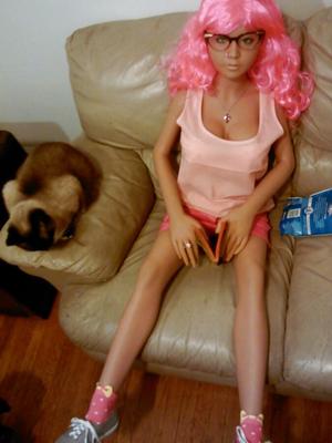 Nina vs Kitty