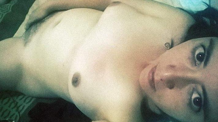 Did you expose your slut? ()