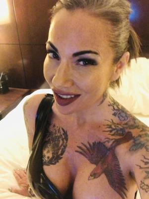 Ich bin eine freche MILF