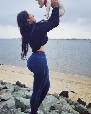 Fitness Culona y Tetona Yazmin