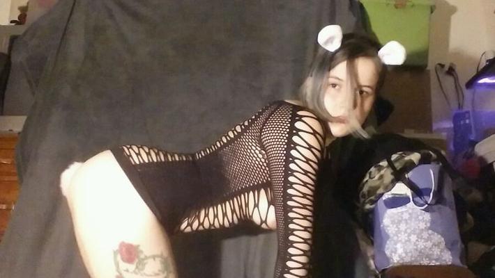 My little Twitter Whore full gallery