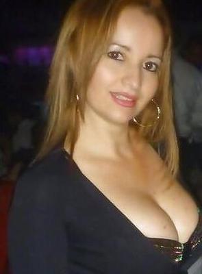 COVID Milf nalgona y tatuada bien rica de compas en coppel