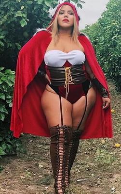 Sexy thick thunder thighs
