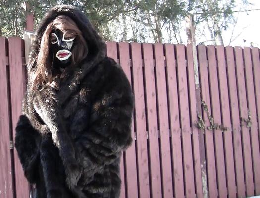 Rachel&;s fur coat
