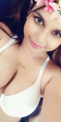 Sri Lankan Chubby Bitch