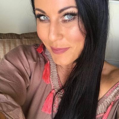 Jessie Wallace