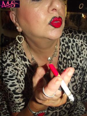 I LOVE SMOKING BJ