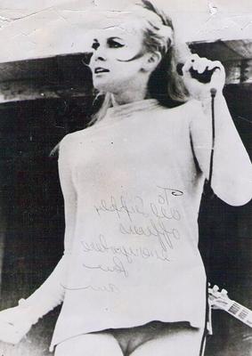 Ann-Margret Pokies and Cameltoe