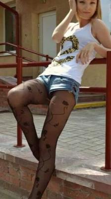 sexy bald bdsm pantyhose