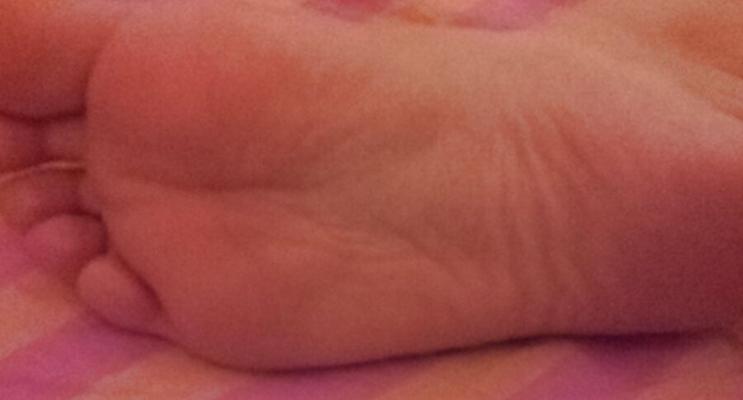 Gf&;s sexy feet