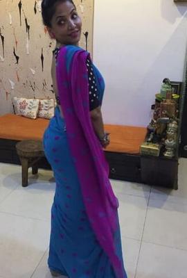 Desi, la salope indienne Neena