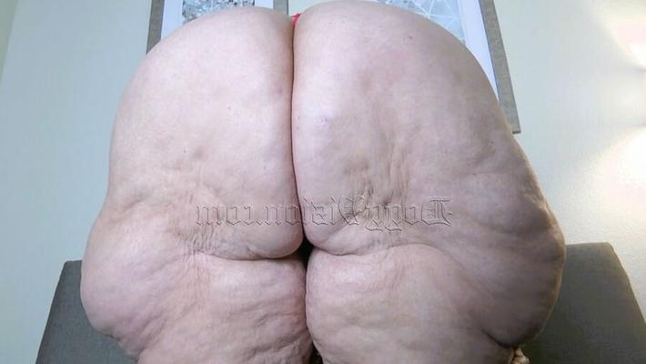 56-jährige Squirt-GILF vs. 35-jährige BBC