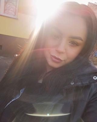 Ania hot polish curvy