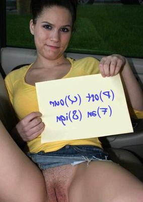 Make me a fan sign ladies!