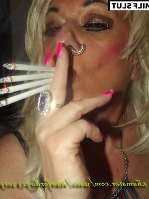 LOIRA MILF PUTA