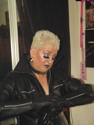 MISTRESS SMOKE PT 26 JE, M BOSS