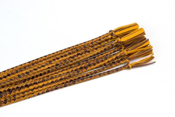 -Tail braided flogger