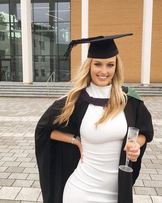 Bella - Teasing Golf Chav