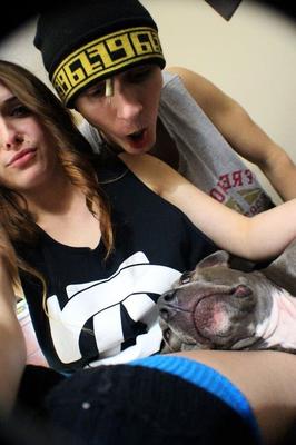 Awesome Bi Girls Selfies With Friends And Solo