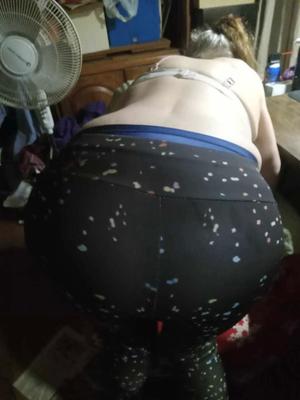 Lilac in Leggings. (Sexy. Tight! ) - 9 Pics
