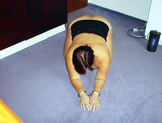 Submissive Anna ...