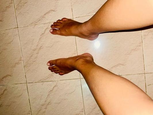 8 Pics Sri Lankan Naked Soles