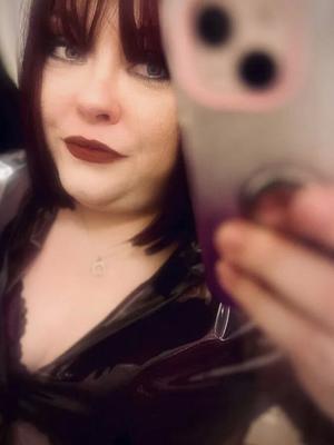 Tina Snua Selfies #4