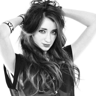 Sophie R ()