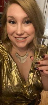 Naughty Slut Mariah