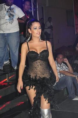 Larissa Riquelme