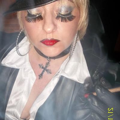 SHIRLEY SLUT 15