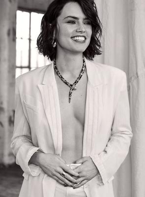 Daisy Ridley: Finest Pics