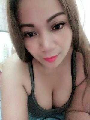 Gadis buah dada besar janda
