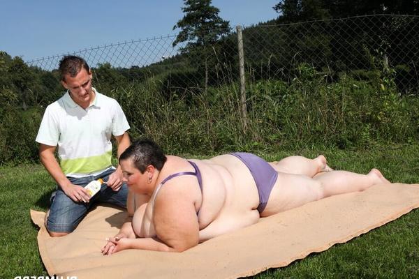 SSBBW et Chubby Combo chez Plumperd