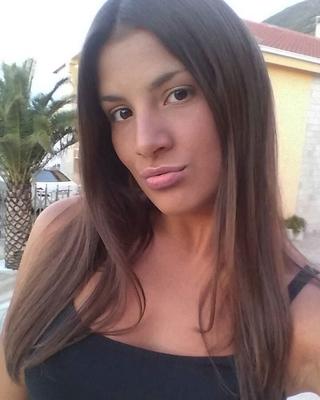 La chaude serbe Anja