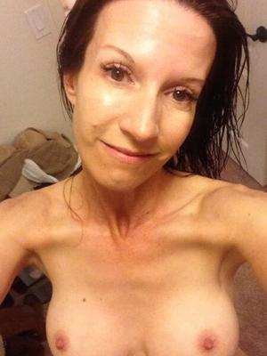 Big Tit Cock Loving Skinny MILF Melissa Spreads Meaty Cunt