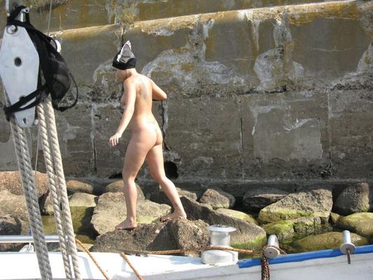 Pirate de l&;est sur son bateau