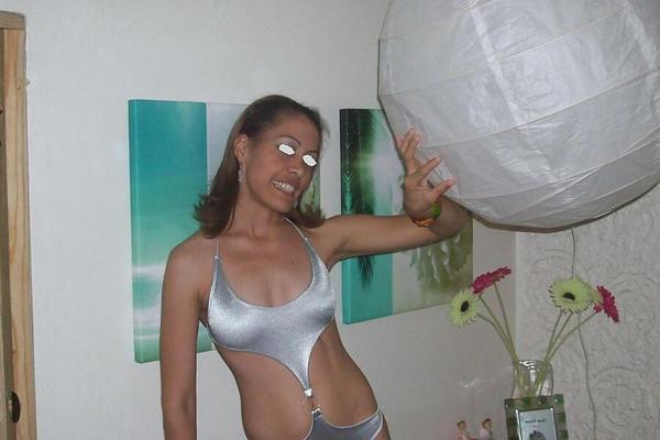Flaca con buenas ubres