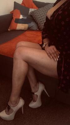 Different ladies