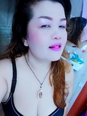 Sexy thai mother