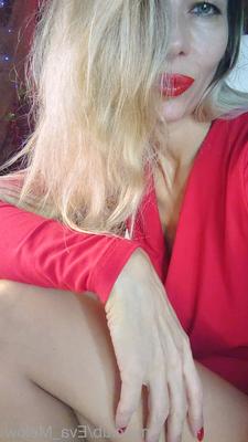 Eva Free Photos - 5 Pics