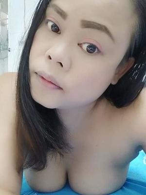 Seks dengan gadis tetek besar