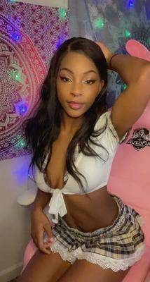 Eva Rose 🌹 Free Photos