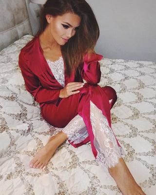 セクシーなロシアのウリアナ・ベロワ
