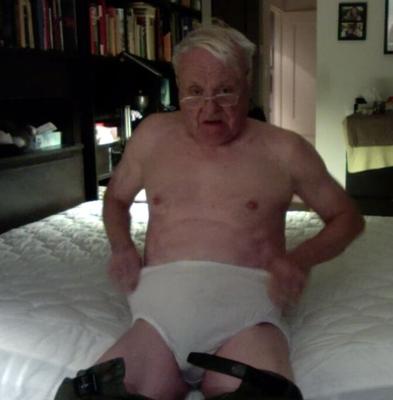 mastrubating in granny panties
